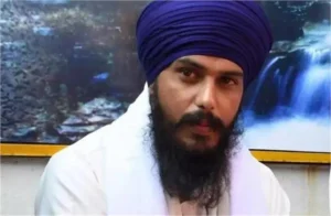 Amritpal Singh Case: वीडियो कॉन्फ्रेंसिंग के जरिए कोर्ट में पेश हुआ अमृतपाल सिंह, कानूनी दांव-पेच पर हुई जोरदार बहस