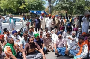 Ludhiana Auto Protest: लुधियाना में ऑटो चालकों का जबरदस्त प्रदर्शन, मांगों को लेकर घेरा DC ऑफिस; शहर में लगा भारी ट्रैफिक जाम