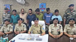 Bokaro Crime News: बोकारो में गैंगस्टर के नाम पर खौफ फैलाने वाले गिरोह का अंत! पुलिस ने 7 गुर्गों को दबोचा