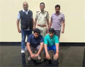 Crime News: पान का खोखा लगाने के नाम पर अवैध वसूली! पुलिस ने दो आरोपियों को किया गिरफ्तार