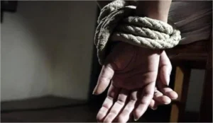 Shocking Incident: युवक के साथ हैवानियत! बंधक बनाकर मारपीट और नग्न कर अश्लील हरकत; पुलिस जांच शुरू