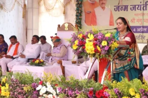 खंडवा: बड़ोदा अहीर पहुंचे राज्यपाल मंगूभाई पटेल, टंट्या मामा के स्मारक पर 50 लाख से बनेगा शेड