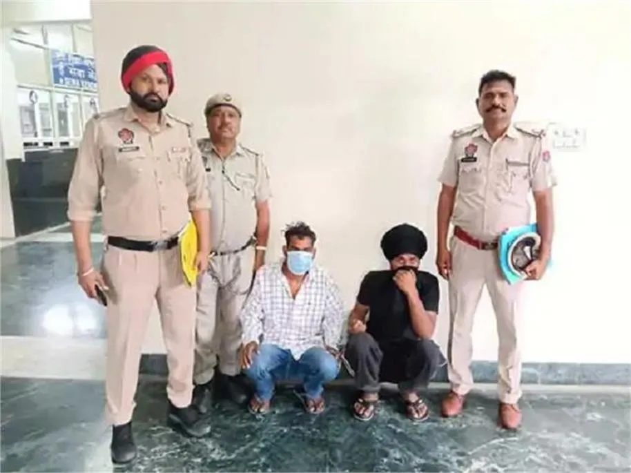 Pathankot Crime: पठानकोट में खाकी पर हमला! पुलिस टीम को बनाया निशाना, हमलावरों की तलाश जारी