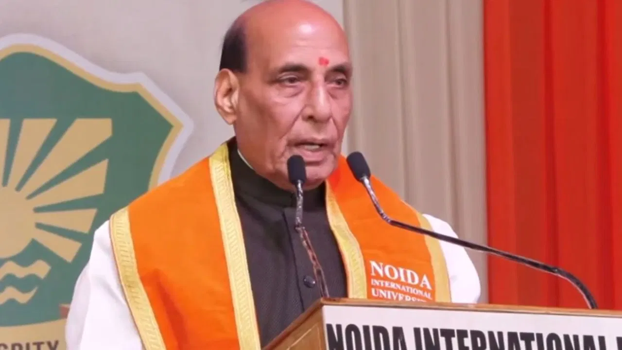 Rajnath Singh on Gen Z: ‘आप लेटेस्ट और बेस्ट हैं’, रक्षा मंत्री राजनाथ सिंह ने Gen Z की तारीफ में पढ़े कसीदे; युवाओं में उत्साह
