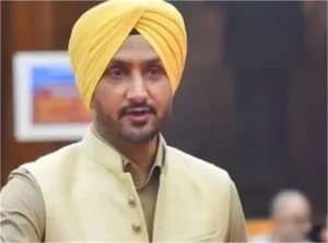 Harbhajan Singh Security: हरभजन सिंह की सुरक्षा कटौती पर हाईकोर्ट सख्त; केंद्र और पंजाब सरकार को थमाया नोटिस