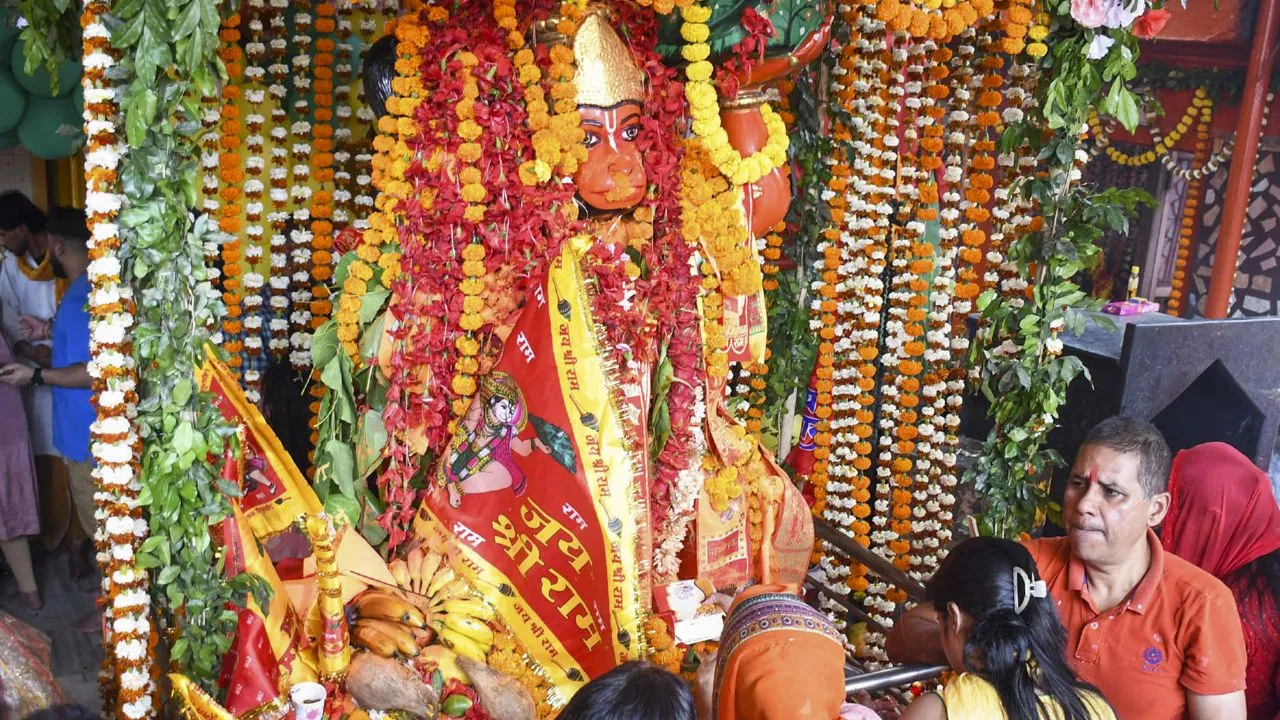 Hanuman Jayanti 2026: सुबह छूट गई पूजा? तो शाम को इस शुभ मुहूर्त में करें बजरंगबली की आराधना