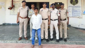 Jashpur Crime News: महिला अपराध और नशा तस्करों पर जशपुर पुलिस का ‘डबल एक्शन’, कई आरोपी दबोचे गए