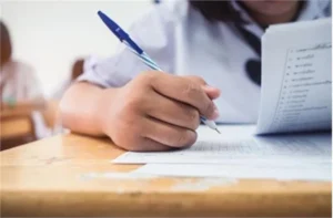 Punjab School News: नया सत्र शुरू पर बस्ते खाली! पंजाब में नहीं मिलीं किताबें, पेरेंट्स बोले— ‘बिना किताबों के कैसे होगी पढ़ाई?’