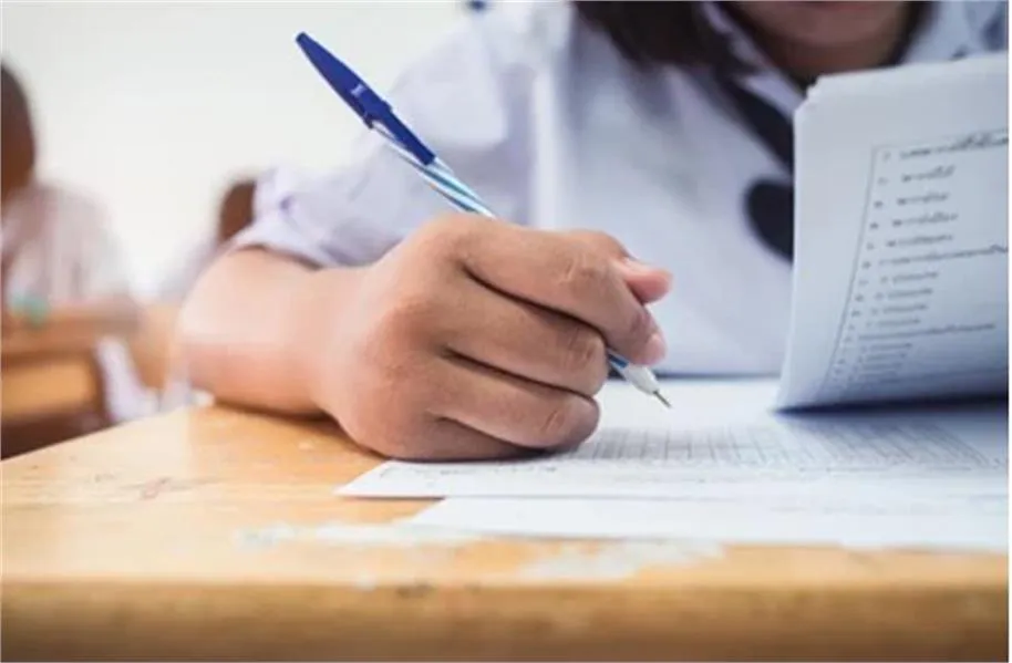 Punjab School News: नया सत्र शुरू पर बस्ते खाली! पंजाब में नहीं मिलीं किताबें, पेरेंट्स बोले— ‘बिना किताबों के कैसे होगी पढ़ाई?’