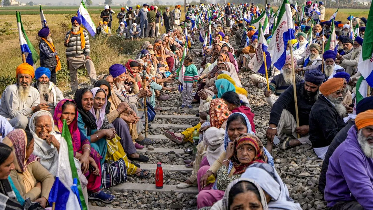 Punjab Rail Roko: पंजाब में आज 3 घंटे का ‘रेल रोको’ आंदोलन, जानें किन मांगों को लेकर फिर ट्रैक पर उतर रहे किसान