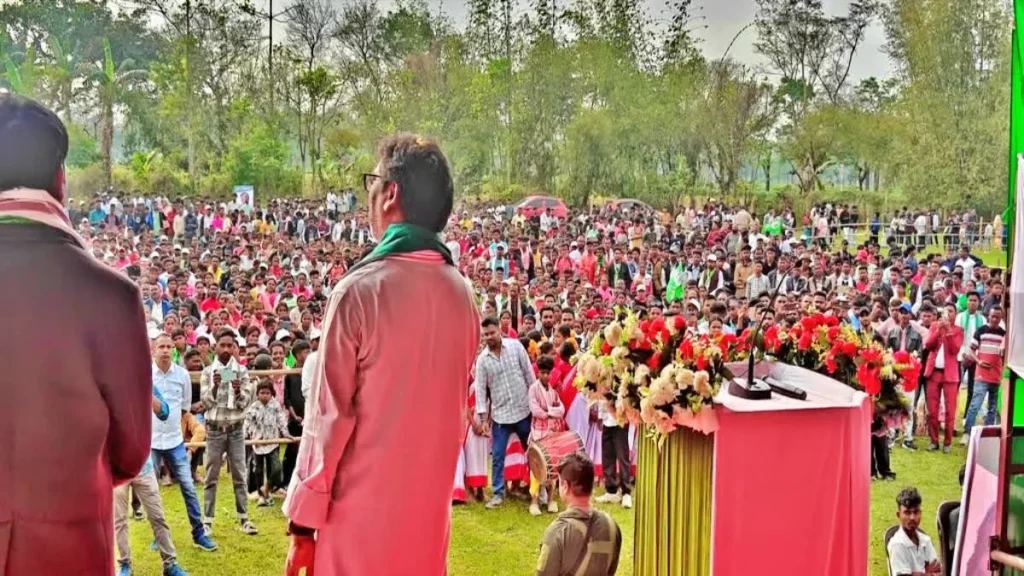 Assam Election News: ‘आदिवासियों का न्याय राजनीति से ऊपर’—टिनखोंग में गरजे हेमंत सोरेन, चाय बागान मजदूरों के हक में उठाई आवाज