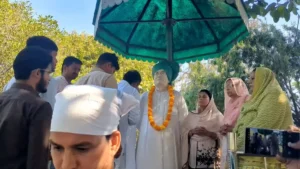 Chaudhary Devi Lal 25th Death Anniversary: जननायक को नमन! चौधरी देवीलाल की 25वीं पुण्यतिथि पर JJP परिवार ने दी भावभीनी श्रद्धांजलि