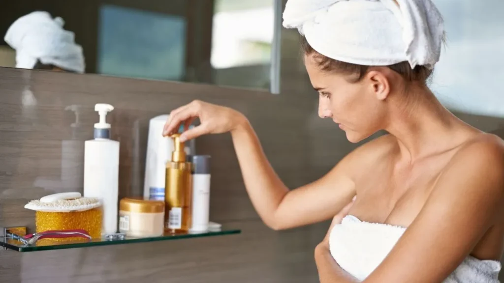 Vaginal Hygiene Tips: पर्सनल हाइजीन के लिए अपनाएं ये नेचुरल घोल, इन्फेक्शन और खुजली से मिलेगा छुटकारा