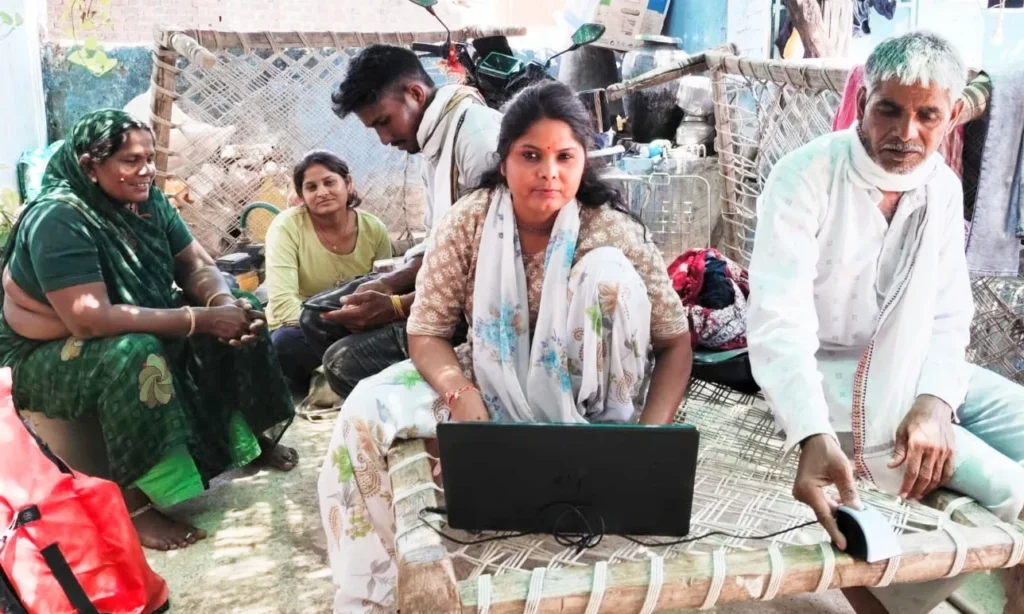 Lakhpati Didi Yojana MP: पीएम मोदी की ‘लखपति दीदी’ योजना से बदली मालती की किस्मत, गांव में कियोस्क चलाकर कमा रहीं 20 हजार