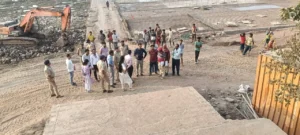 आगामी सिंहस्थ की तैयारियों में जुटा प्रशासन, ओंकारेश्वर पहुंचे कलेक्टर और SP ने किया घाटों का निरीक्षण