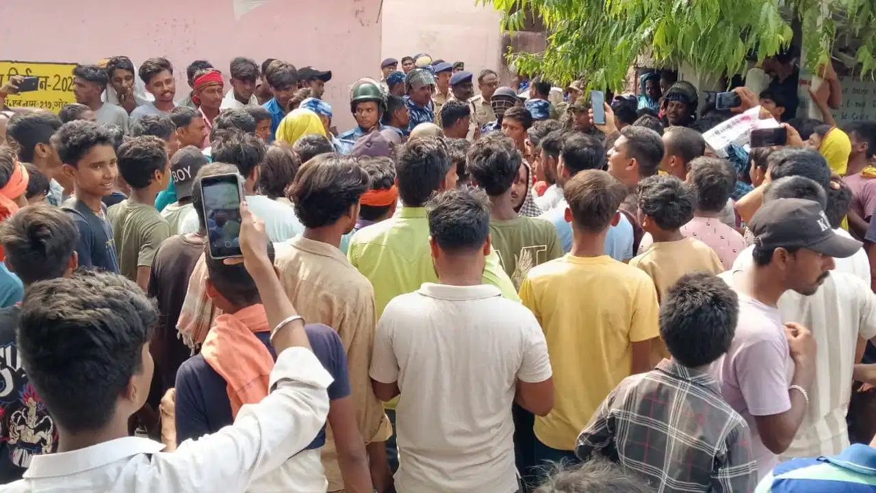 Aurangabad News: औरंगाबाद के सरकारी स्कूल में छात्रा से छेड़छाड़, टीसी देने के बहाने घर बुलाने का आरोप