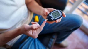 Diabetes Health Tips: अनकंट्रोल्ड शुगर हो सकती है जानलेवा; जानें शरीर के किन अंगों को पहुँचाती है सबसे ज्यादा नुकसान