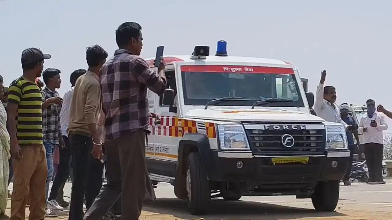 Dewas Firecracker Factory Blast: देवास पटाखा फैक्ट्री ब्लास्ट में मौतों का आंकड़ा हुआ 6, आरोपियों पर NSA के तहत कार्रवाई