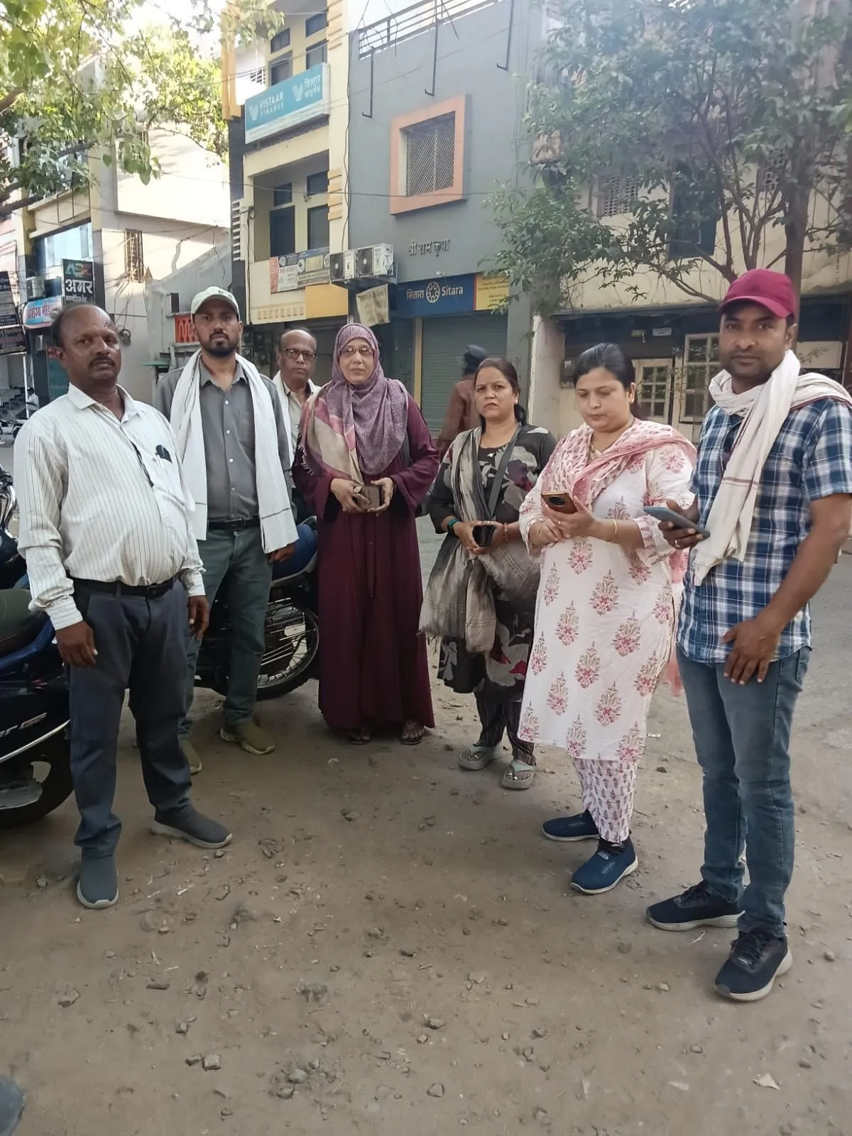 जनगणना 2027 के लिए घर-घर सर्वे शुरू, 307 ब्लॉकों में 34 बिंदुओं पर जुटाई जा रही जानकारी