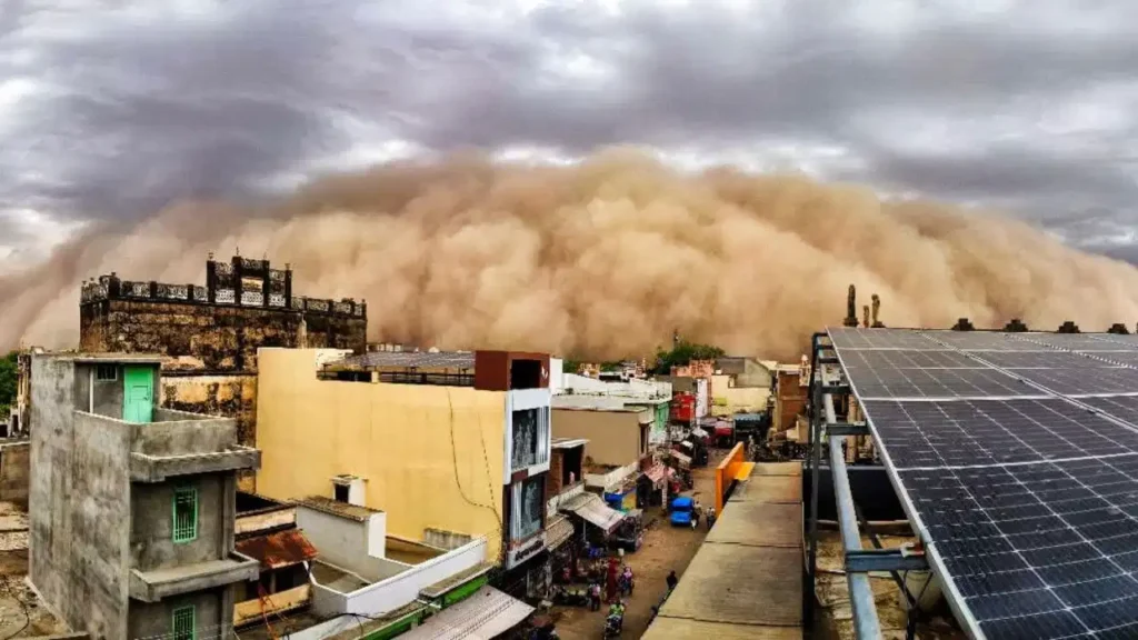 Rajasthan Dust Storm: राजस्थान के 4 जिलों में दिखा खौफनाक ‘रेतीला बवंडर’; दिन में ही छाया अंधेरा, थम गई जिंदगी