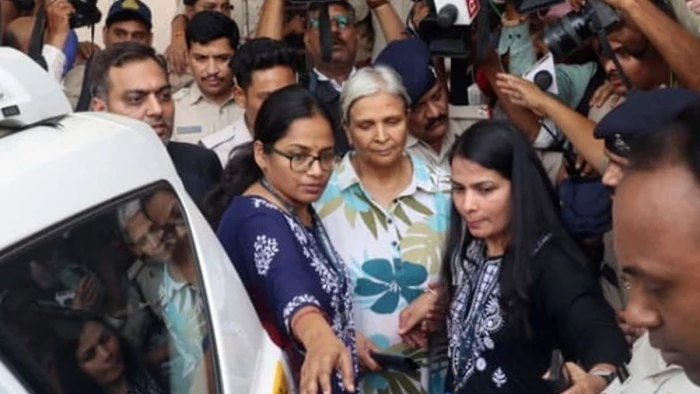 Bhopal High-Profile Case: सीसीटीवी, व्हाट्सएप चैट और चोट के निशान; CBI के सवालों में घिरीं पूर्व जज गिरिबाला सिंह