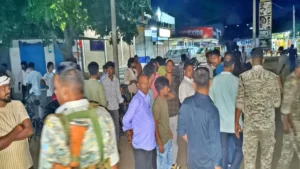 Hazaribagh Crime: हजारीबाग में ज्वेलरी दुकानदार से बड़ी लूट; बाइक की डिक्की से 25 लाख के गहने लेकर फरार हुए बदमाश