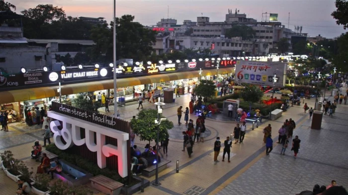 Indore News: इंदौर में महंगाई की मार! छप्पन दुकान का स्वाद होगा महंगा और सराफा की मिठास पड़ेगी फीकी