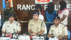 Shocking News: मौज-मस्ती कर रहे बेटे की पिता ने ही कर दी पुलिस से शिकायत; खुला 20 लाख रुपए की चोरी का सनसनीखेज मामला