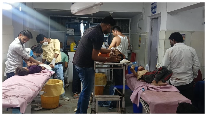 Katni-Maihar Highway Accident: मैहर जा रहे श्रद्धालुओं की ट्रैक्टर-ट्राली को ट्रक ने 3 बार मारी टक्कर; 3 की मौत, थाना प्रभारी समेत 25 घायल