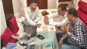 Manuscript Conservation Campaign: खरगोन में शुरू हुआ पांडुलिपि संरक्षण अभियान; प्राचीन ज्ञान को डिजिटल रूप में सहेजने की अनूठी पहल