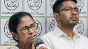 TMC Leaders in Legal Trouble: ममता बनर्जी और अभिषेक बनर्जी की बढ़ी मुश्किलें; भड़काऊ टिप्पणी को लेकर दर्ज हुई FIR