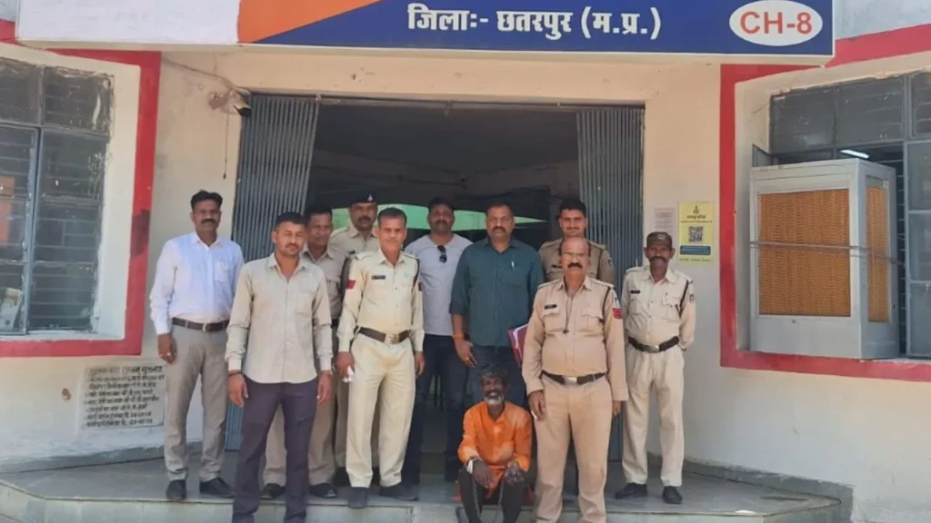 MP Crime: गहने और पैसे के लिए दामाद बना कसाई! सास को नदी किनारे ले जाकर पत्थर से कुचला, पुलिस ने किया अरेस्ट