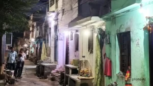 बिजली चोरी का अनोखा मामला: इंदौर की कॉलोनी में चल रहा था ‘निजी बिजली दफ्तर’, 83 घरों से होती थी वसूली