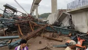 Hamirpur Bridge Collapse: हमीरपुर में बेतवा नदी पर निर्माणाधीन पुल ढहा; 6 मजदूरों की दर्दनाक मौत, मलबे में दबे कई लोग