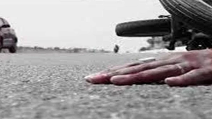Gwalior Road Accident: ग्वालियर में तेज रफ्तार बोलेरो ने बाइक को मारी टक्कर; भाई के सामने तड़प-तड़प कर मौत