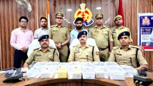 Auraiya Cyber Crime: बैंक कर्मचारी बनकर लूटने वाला शातिर ठग गिरफ्तार; APK फाइल और लिंक भेजकर उड़ाता था पैसे