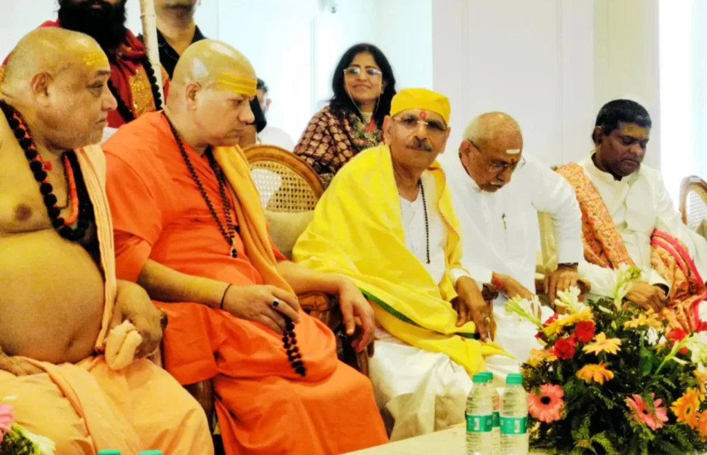 Haridwar Parad Shivling: हरिद्वार में 5,211 किलो के विशाल पारद शिवलिंग की प्राण प्रतिष्ठा, उमड़े हजारों भक्त