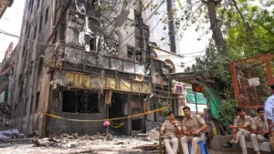 Delhi Hotel Fire: बेटे के इलाज के लिए इराक से दिल्ली आया था परिवार, मालवीय नगर अग्निकांड में साले की दर्दनाक मौत