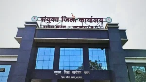 Balodabazar News: ट्रैक्टर जब्त होने और रिश्वत की मांग से परेशान किसान ने किया जहरीले पदार्थ का सेवन; विधायक पहुंचे अस्पताल