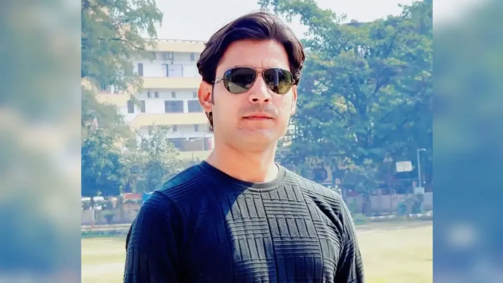 Bharat Bhushan Tiwari Encounter: बागेश्वर धाम के धीरेंद्र शास्त्री और अनिरुद्धाचार्य ने उठाई निष्पक्ष जांच की मांग