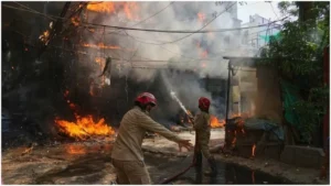 Delhi Hotel Fire: मालवीय नगर अग्निकांड ने हिलाया; दिल्ली में बीते 6 साल में आग से 543 लोगों की मौत