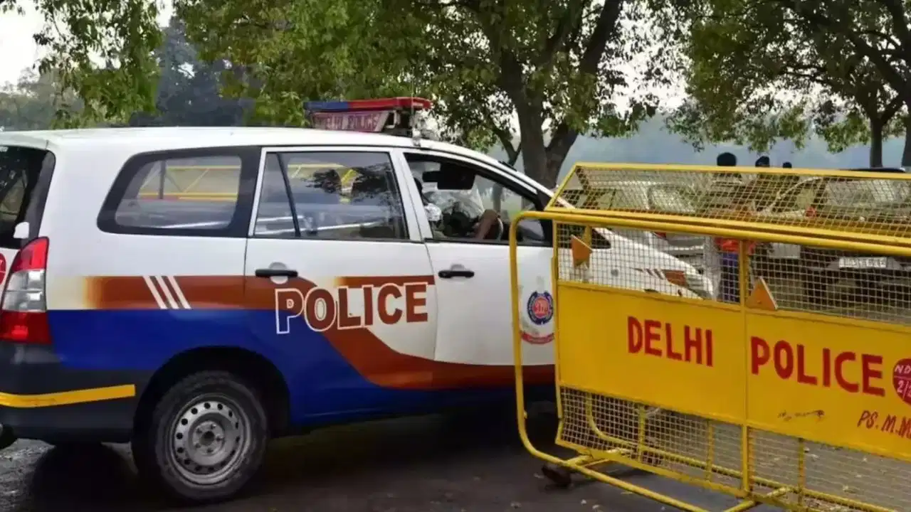 Murder in Usmanpur: दिल्ली में नाबालिग की बेरहमी से हत्या; पुलिस जांच में जुटी, सीसीटीवी खंगाल रही टीमें