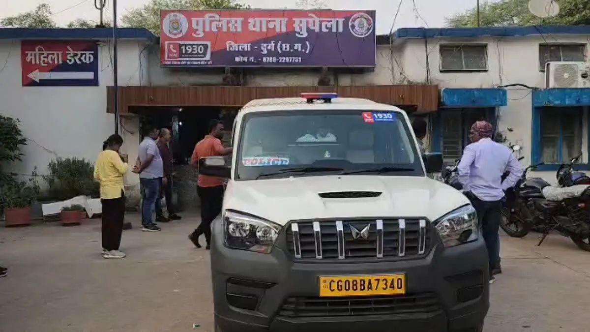 Triple Theft in Bhilai: कातुल बोर्ड इलाके में दहशत; CCTV का DVR भी उड़ा ले गए चोर, पुलिस की कार्यप्रणाली पर सवाल