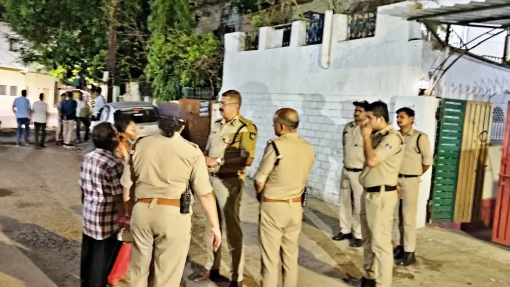 Bhopal News: ऐशबाग में बुजुर्ग दंपति की संदिग्ध मौत; घर से आती बदबू के बाद मिली डीकंपोज लाशें