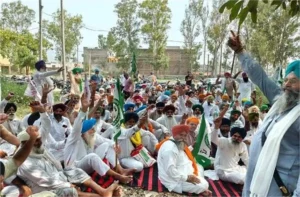 Ferozepur News: बिजली कटौती से बेहाल किसान; पावरकॉम दफ्तर के बाहर किया जोरदार प्रदर्शन, सरकार को घेरा