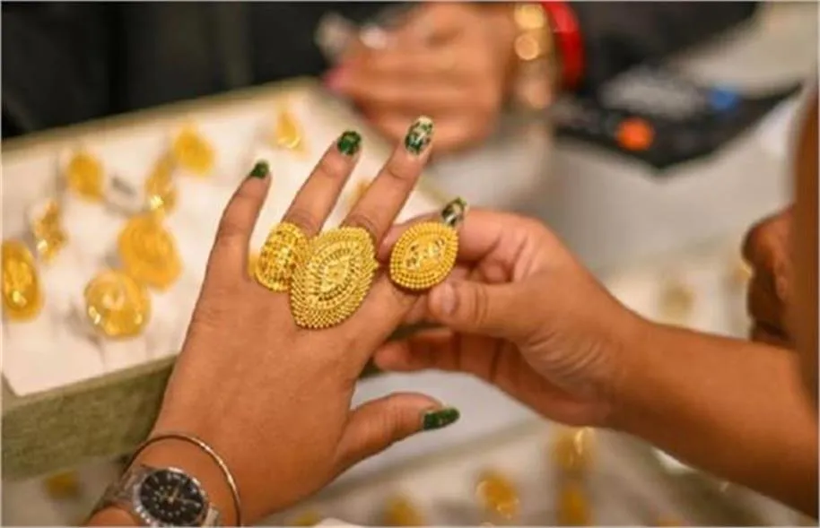Gold Silver Price Today: सोने-चांदी के दामों में बड़ी गिरावट; जानें क्या हैं आपके शहर के नए रेट