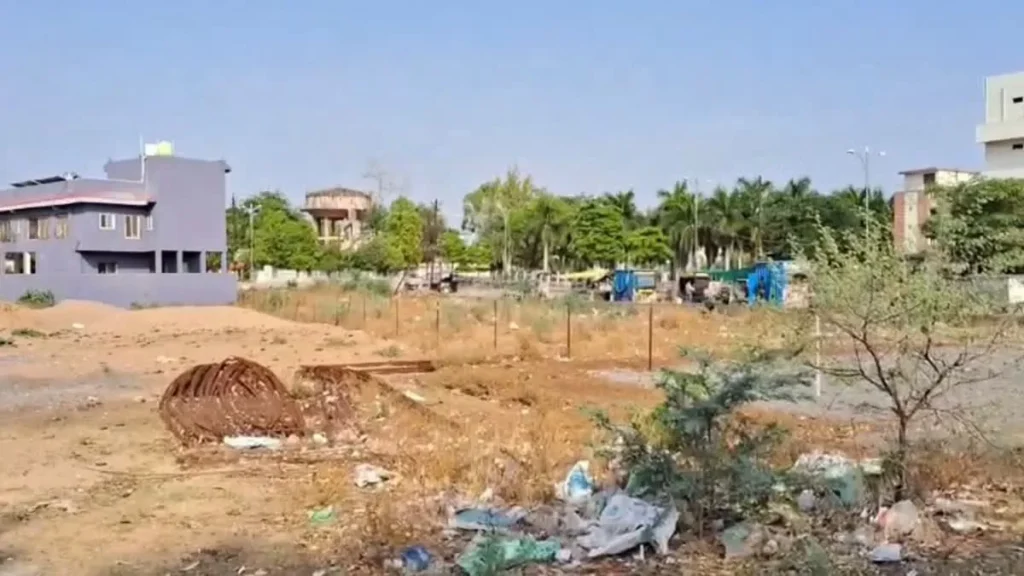 Khairagarh Land Dispute: खैरागढ़ का ऐतिहासिक एडवर्ड पार्क विवाद; 40 करोड़ की सरकारी जमीन पर निजी मालिकाना हक का दावा