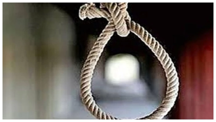Narsinghpur Crime News: नरसिंहपुर में कटनी के 26 वर्षीय युवा मजदूर ने लगाई फांसी; जिला अस्पताल में तोड़ तोड़ा दम