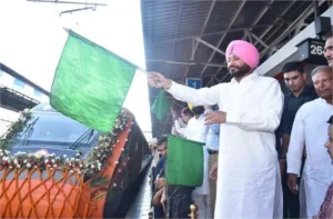 Vande Bharat Express News: कटरा-अमृतसर वंदे भारत का बदला रूट; अब बटाला-गुरदासपुर होकर चलेगी ट्रेन, 40 मिनट की होगी बचत