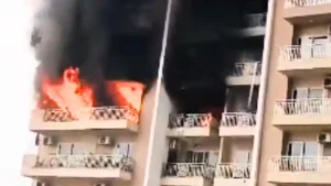 Noida Fire News: नोएडा में आग का तांडव; सेक्टर 52 के PG और सेक्टर 75 की IVY काउंटी सोसाइटी के 2 फ्लैटों में भड़की आग
